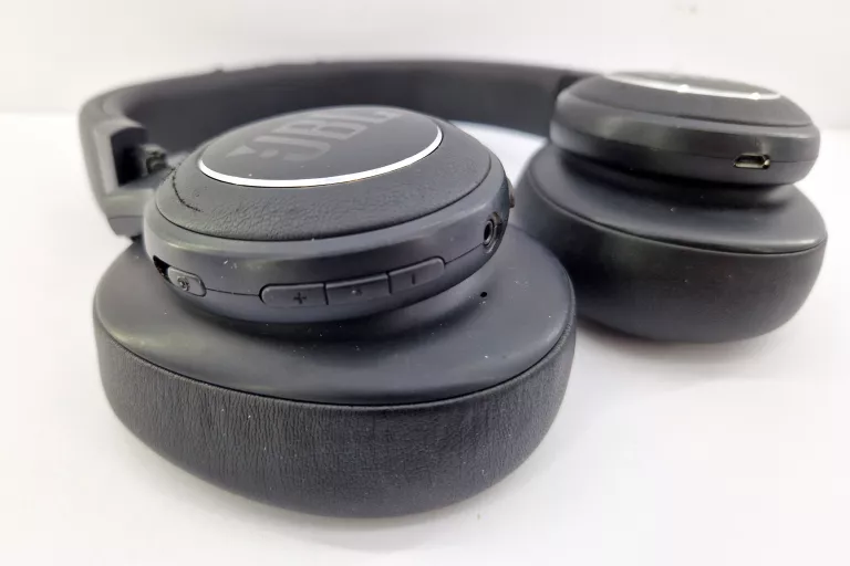 SŁUCHAWKI NAUSZNE JBL DUET NC