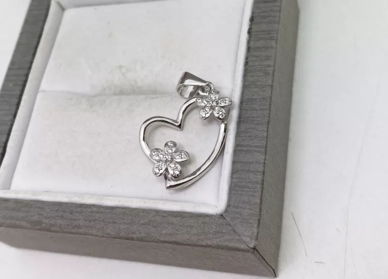 srebrny-wisiorek-serduszko-ag-925-stan-11323-238058