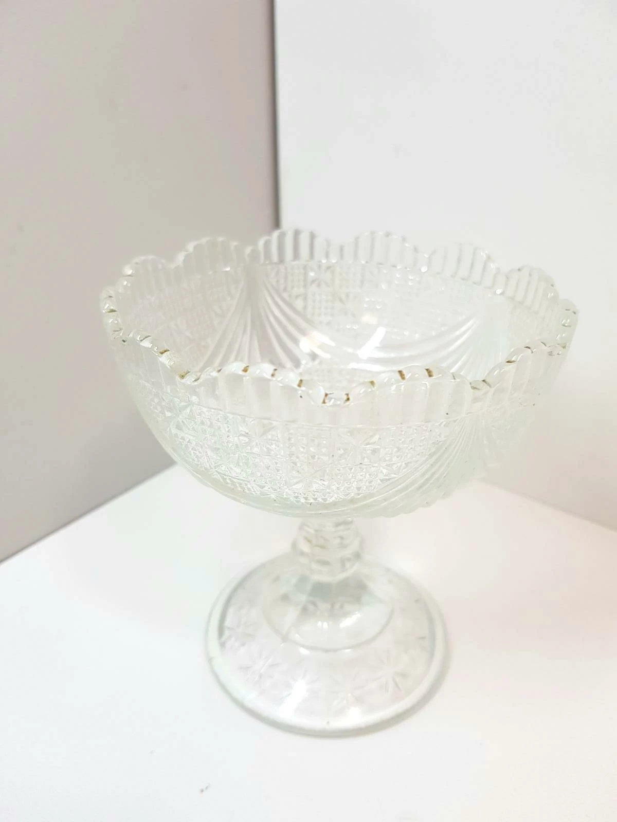 pucharek-cukiernica-szklo-na-nodze-osiedle-centrum-d1-krakow