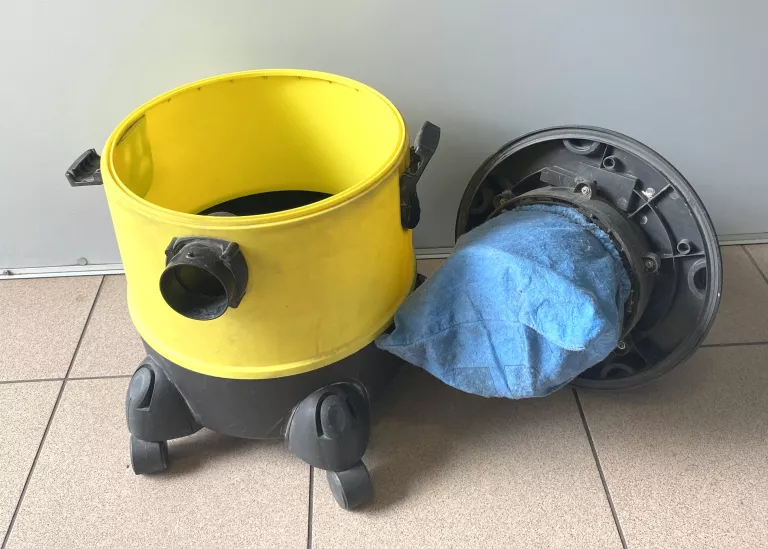 odkurzacz-parkside-pnts-1300-d3-rodzaj-odkurzacza-workowy