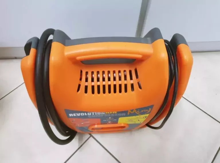 revolution-air-kompresor-bezolejowy-miny-8-bar-kod-producenta-miny