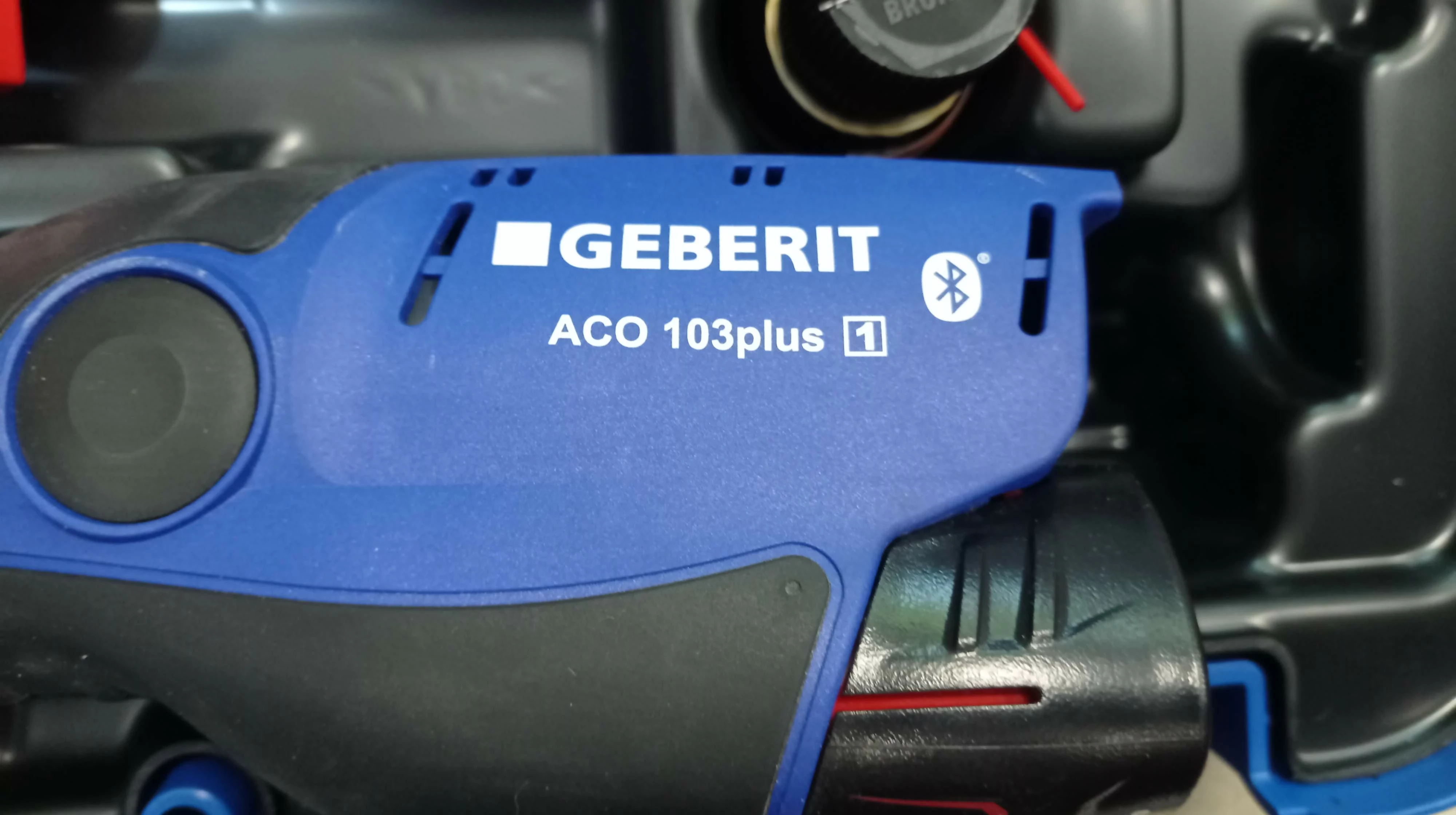 zaciskarka-geberit-aco-103plus-akumulatorowa-narz-dzia-loombard-pl