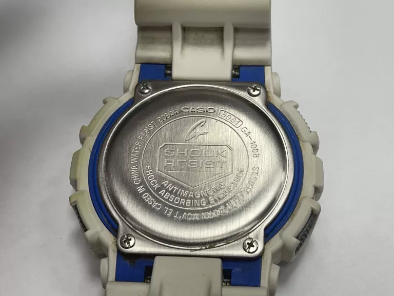 ZEGAREK CASIO G-SHOCK GA-100 BIAŁY