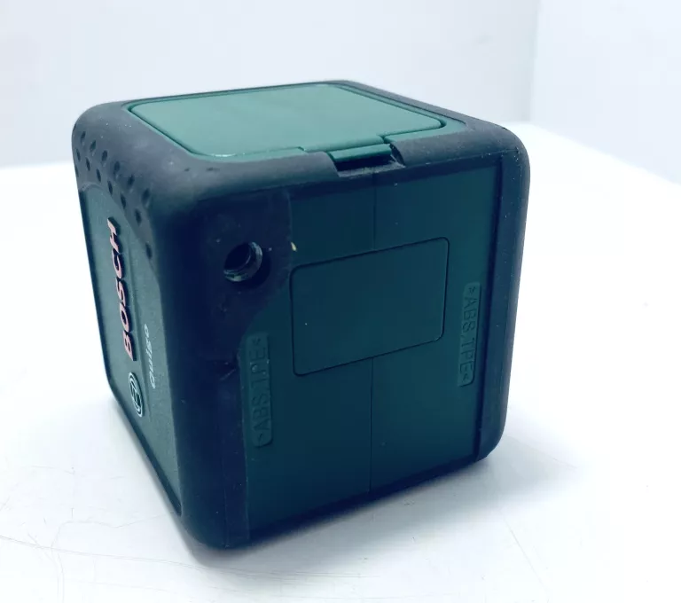 LASER KRZYŻOWY BOSCH QUIGO 3