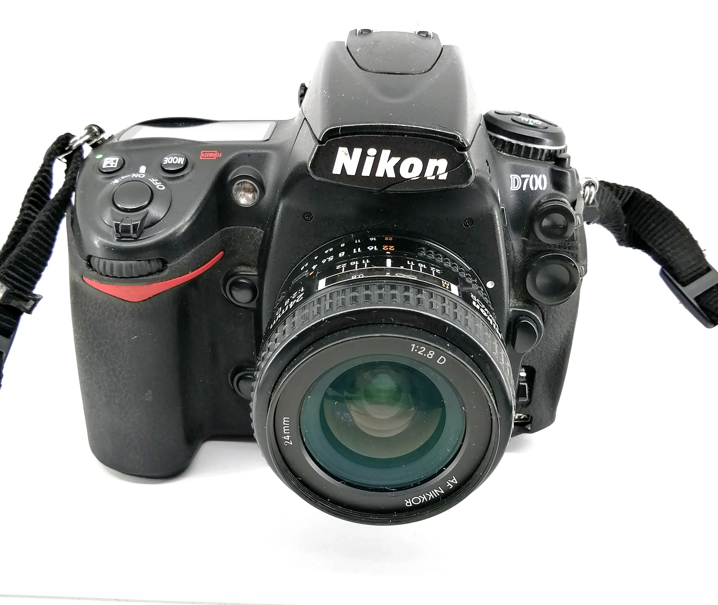 aparat-nikon-d700obiek-nikon-nikkor-24mm-128d-3-maja-8-klobuck-unico