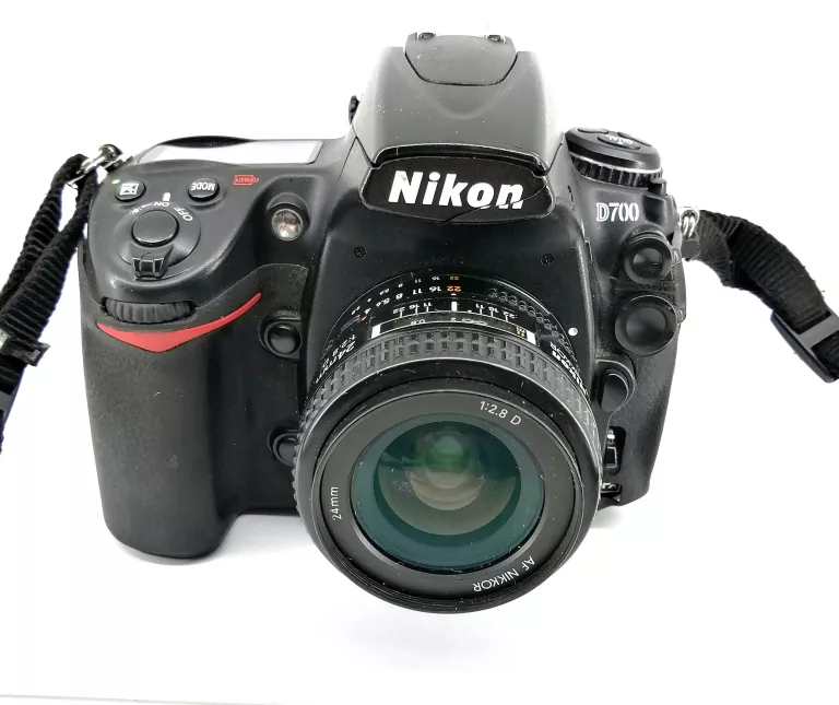 aparat-nikon-d700obiek-nikon-nikkor-24mm-128d-3-maja-8-klobuck-unico