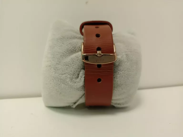 ZEGAREK DANIEL WELLINGTON B40R5