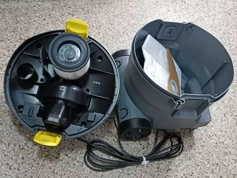 ODKURZACZ PRZEMYSŁOWY KARCHER NT 22/1 AP L
