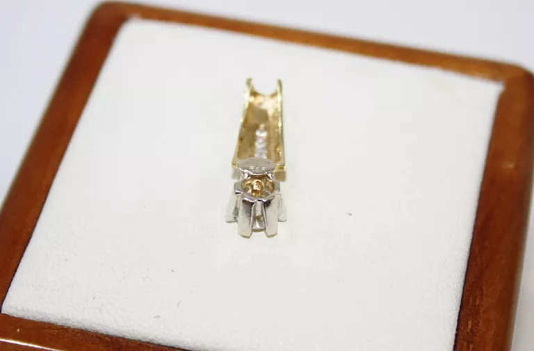 ladna-zlota-zawieszka-z-oczkiem-185g-material-15835-2