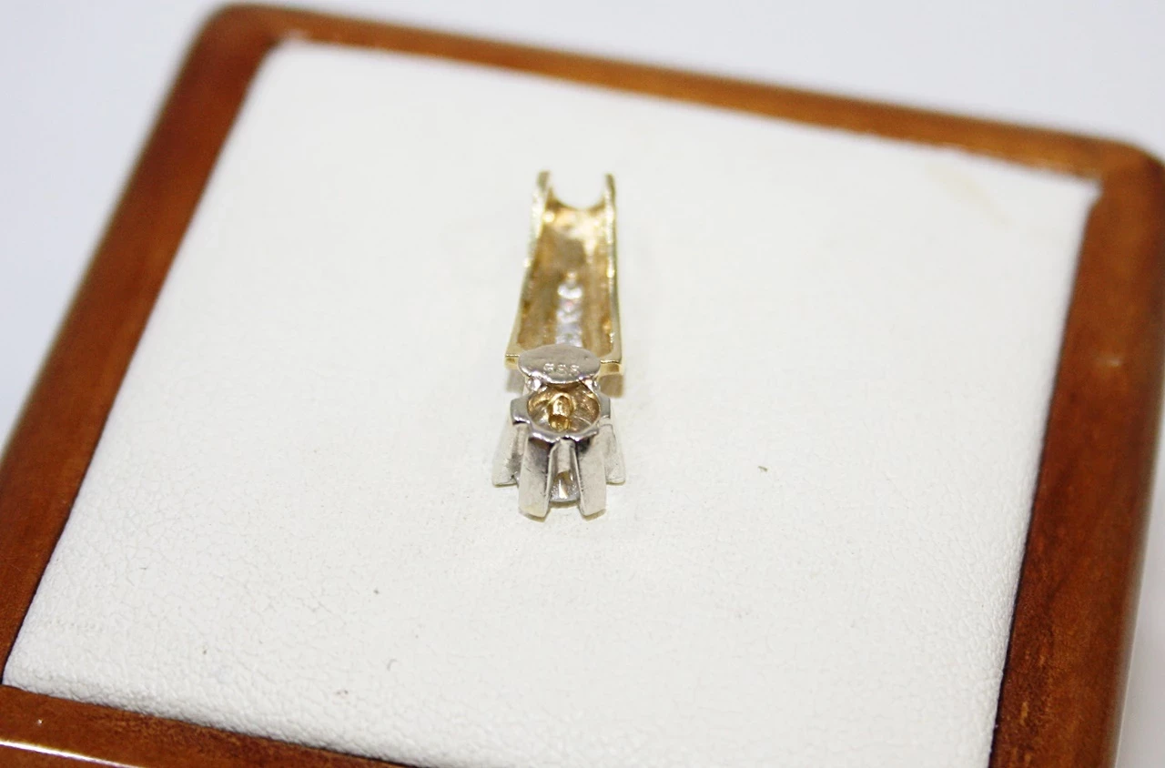 ladna-zlota-zawieszka-z-oczkiem-185g-material-15835-2