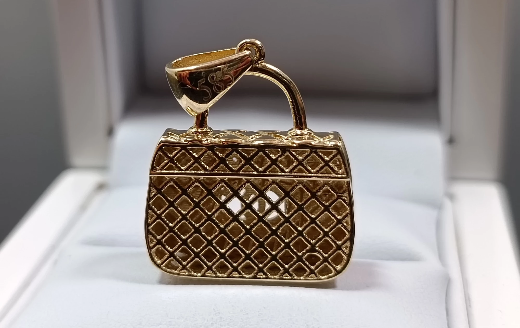 piekna-zlota-zawieszka-torebka-423g-585-material-zloto