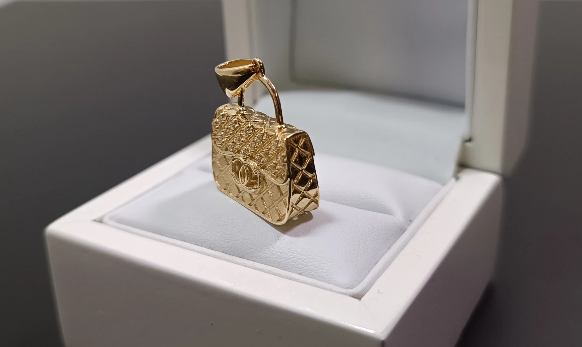 piekna-zlota-zawieszka-torebka-423g-585-stan-powystawowy