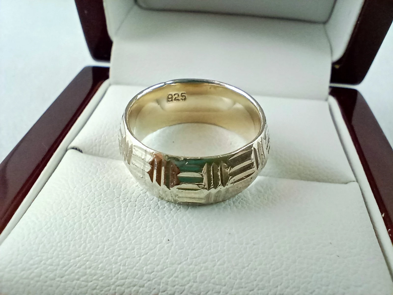 srebrny-szeroki-pierscionek-570gr-925pr-r12-rodzaj-2205-2