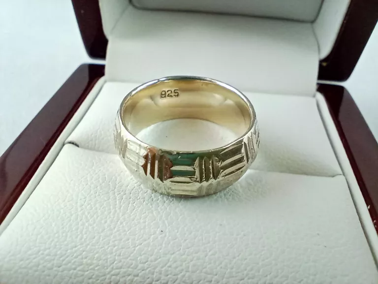 srebrny-szeroki-pierscionek-570gr-925pr-r12-rodzaj-2205-2