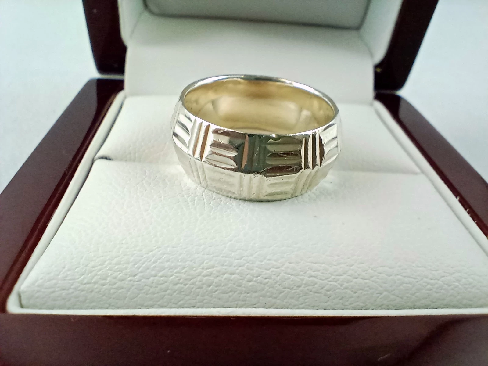 srebrny-szeroki-pierscionek-570gr-925pr-r12-stan-11323-2