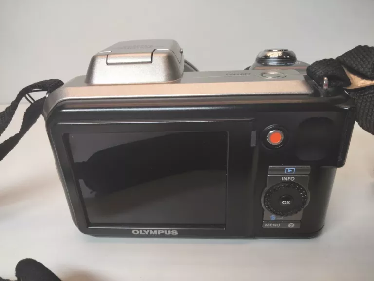 aparat-olympus-sp-600uz-w-pokrowcu-rozdzielczosc-12