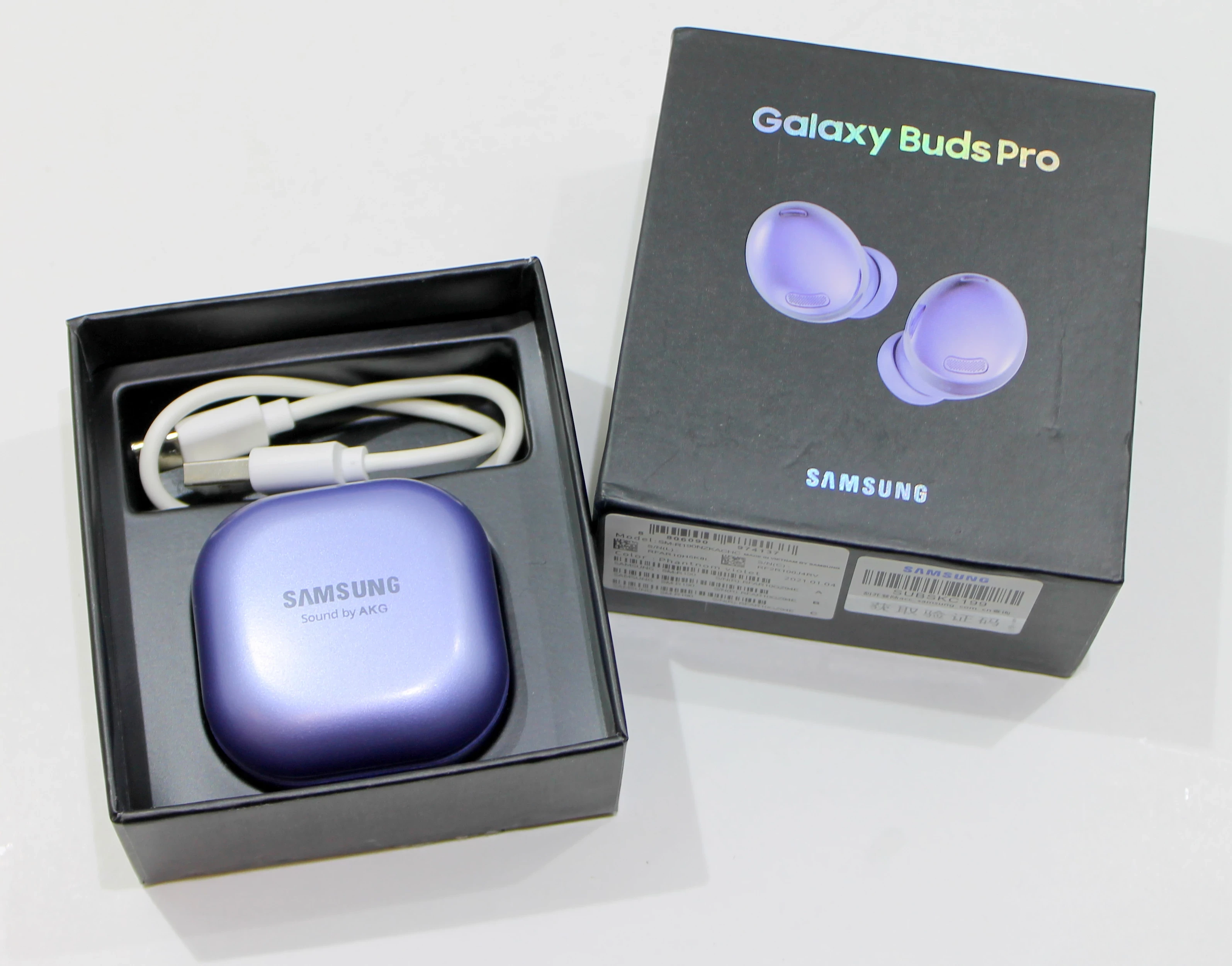 sluchawki-samsung-galaxy-buds-pro-fioletowe-stan-powystawowy