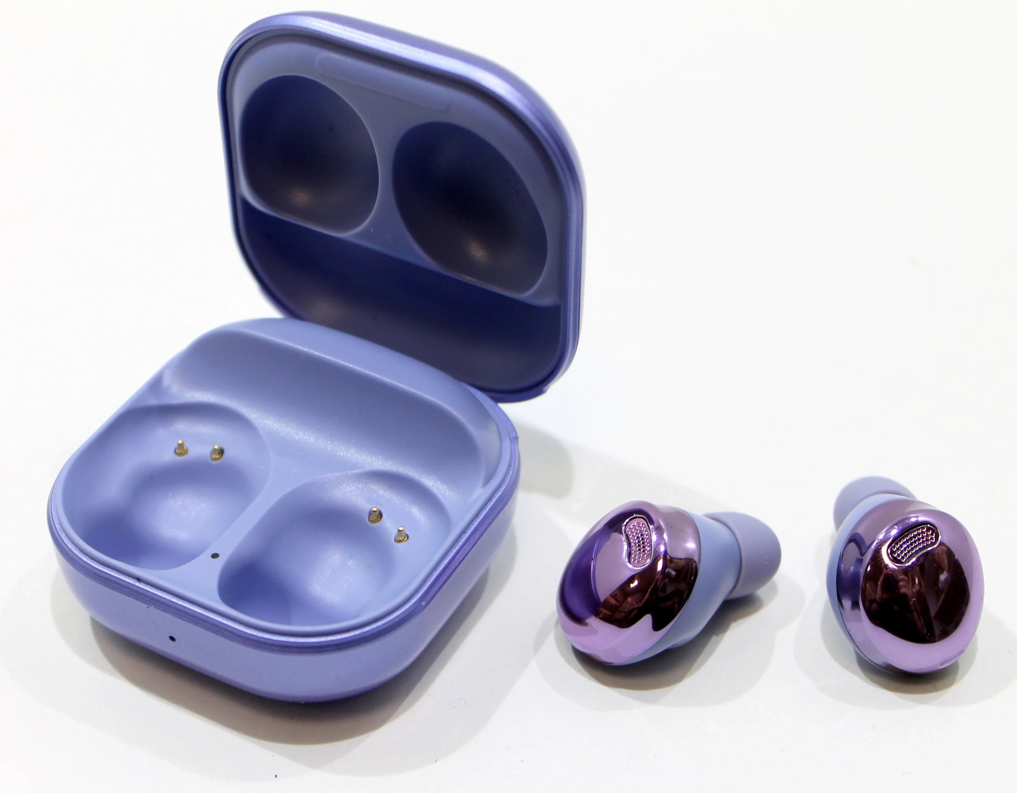 sluchawki-samsung-galaxy-buds-pro-fioletowe-model-l