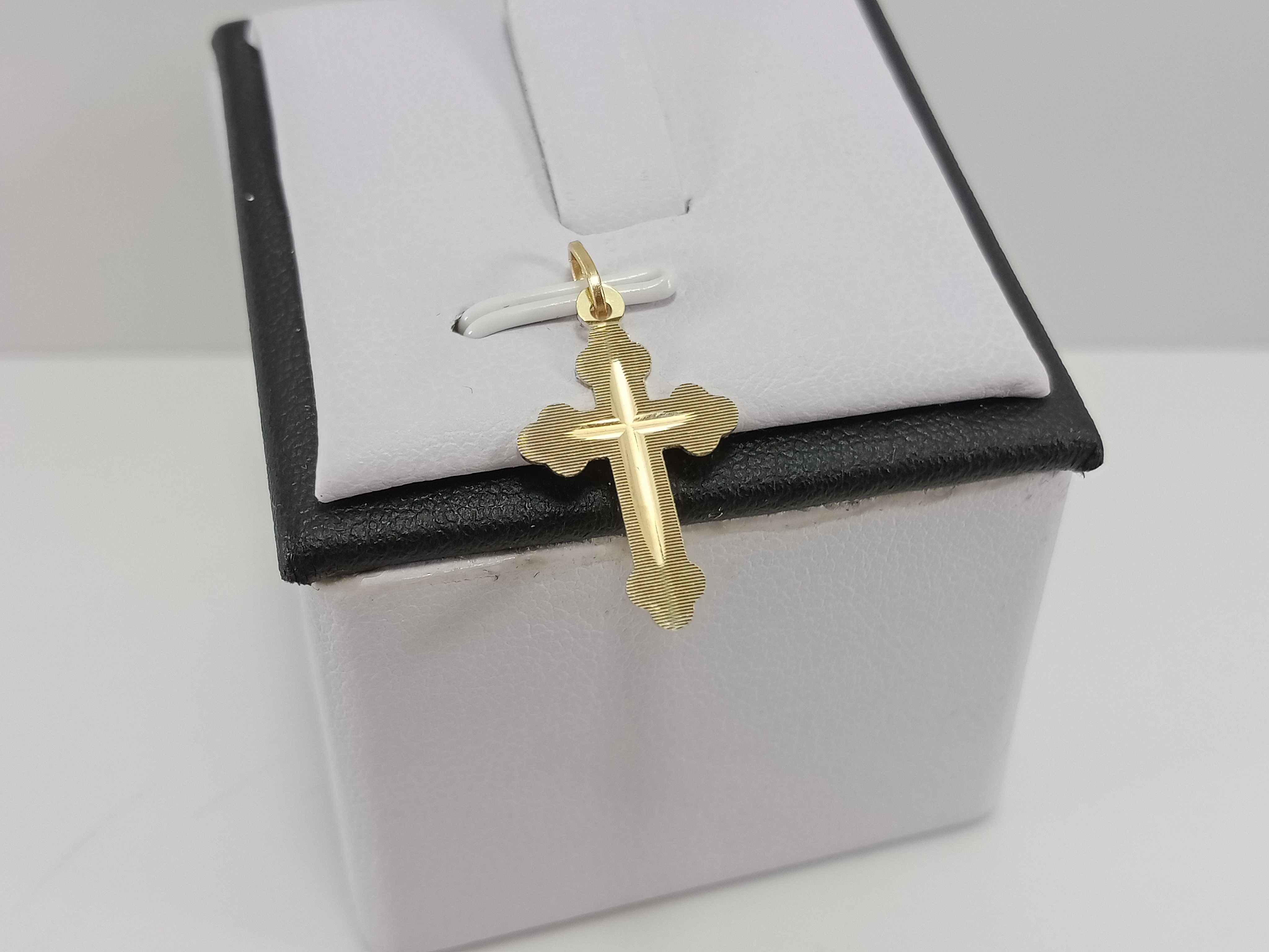 nienoszona-zlota-zawieszka-krzyz-585-068g-stan-11323-2