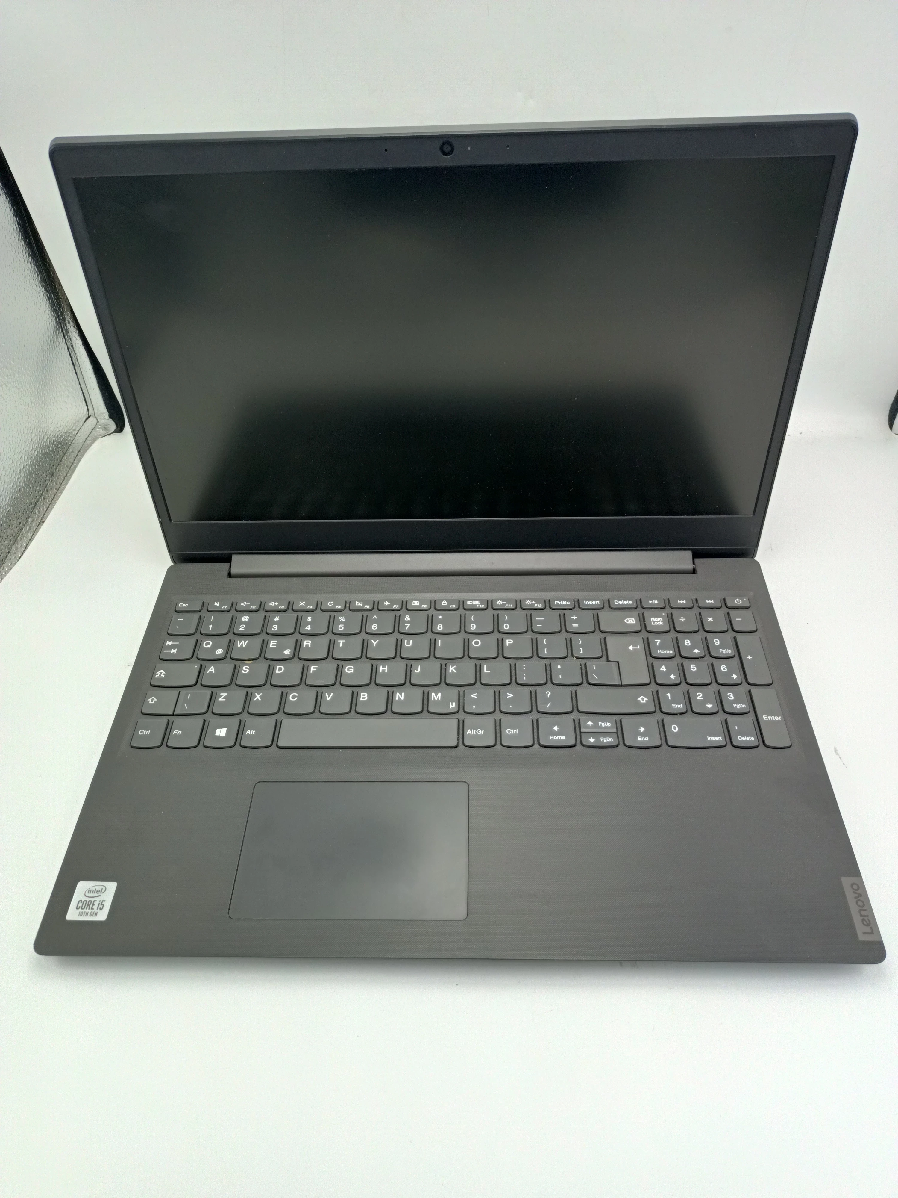 laptop-lenovo-v15-iil-i5-8-gb-256-gb-win-11-pro-stan-uzywany