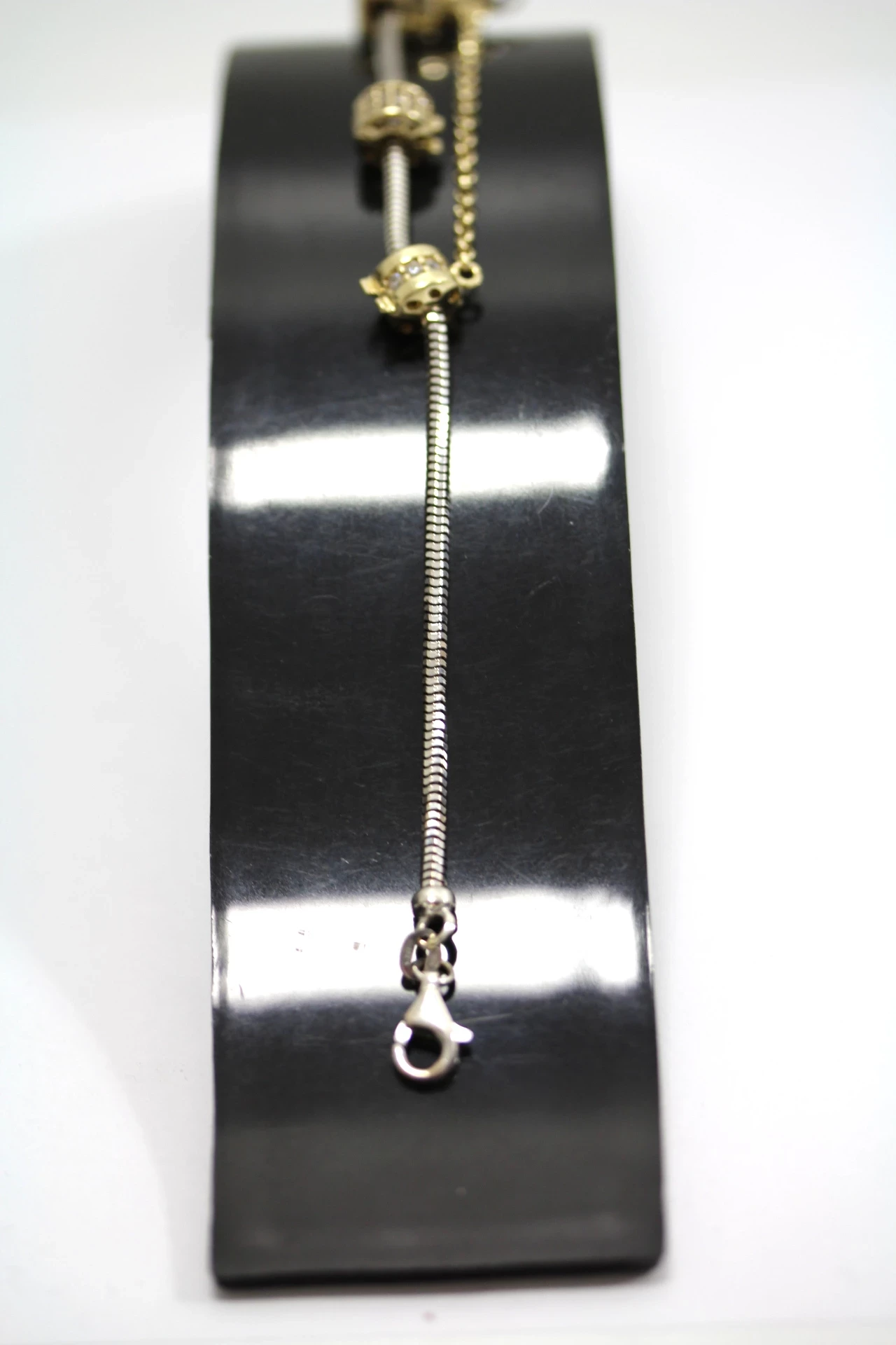 zlota-bransoletka-pandora-pr585-r17-1102g-kolor-dominujacy-zloty