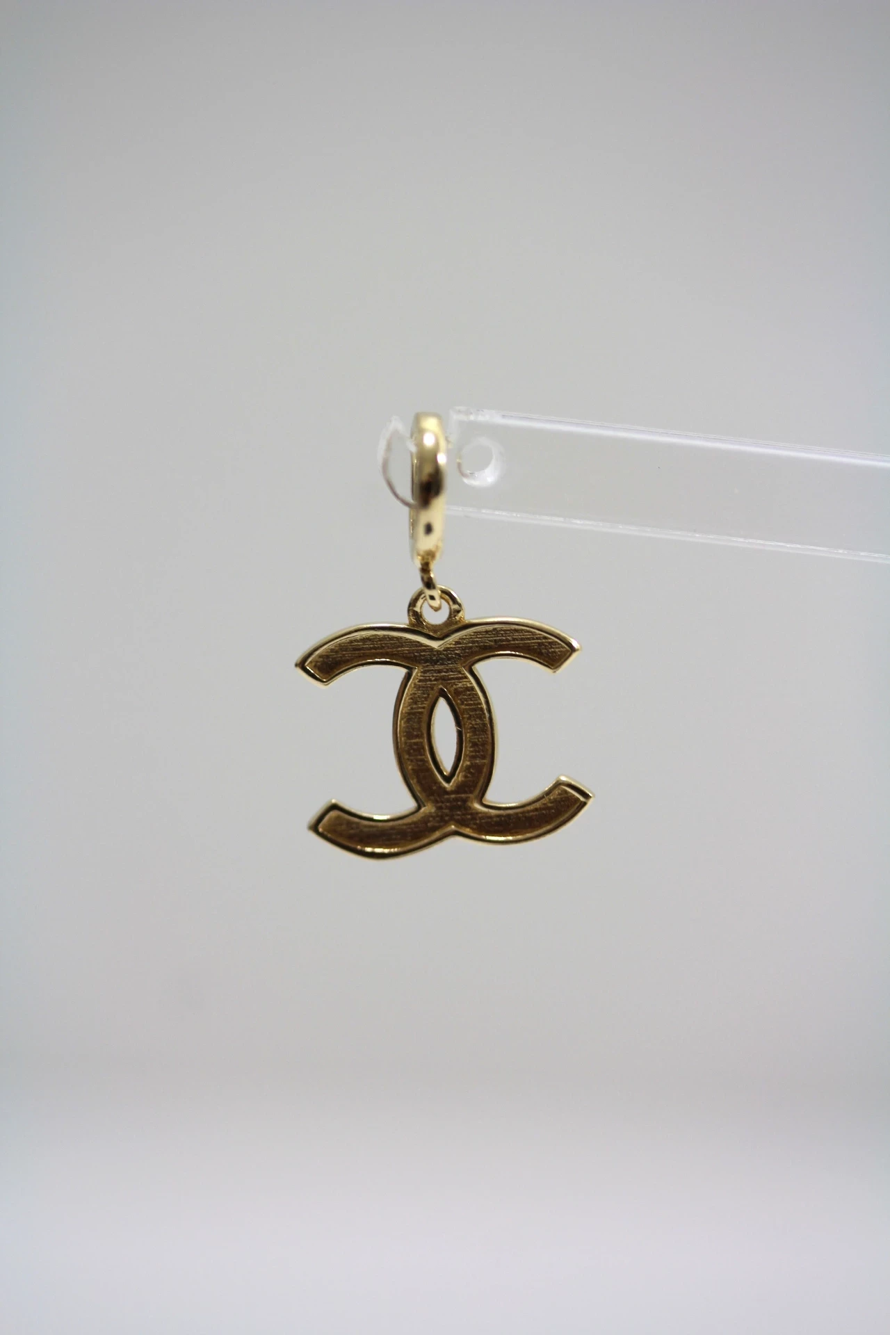 ciekawa-zlota-zawieszka-chanel-pr585-104g-stan-uzywany