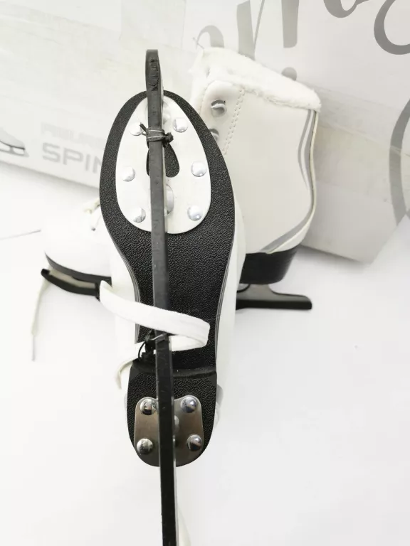 lyzwy-figurowe-dzieciece-spin-r-31-model-jackson