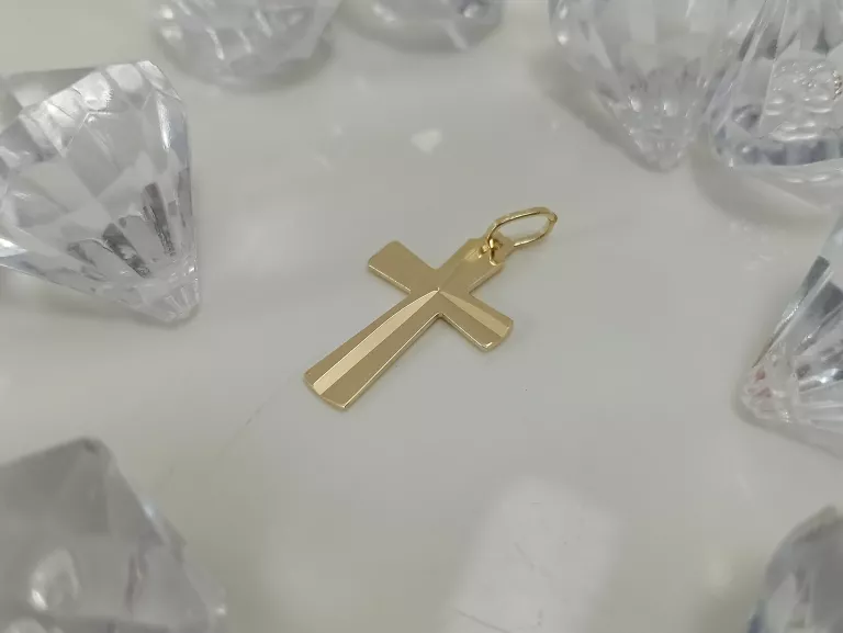 nienoszona-zlota-zawieszka-krzyzyk-585-081g-cechy-207006-2