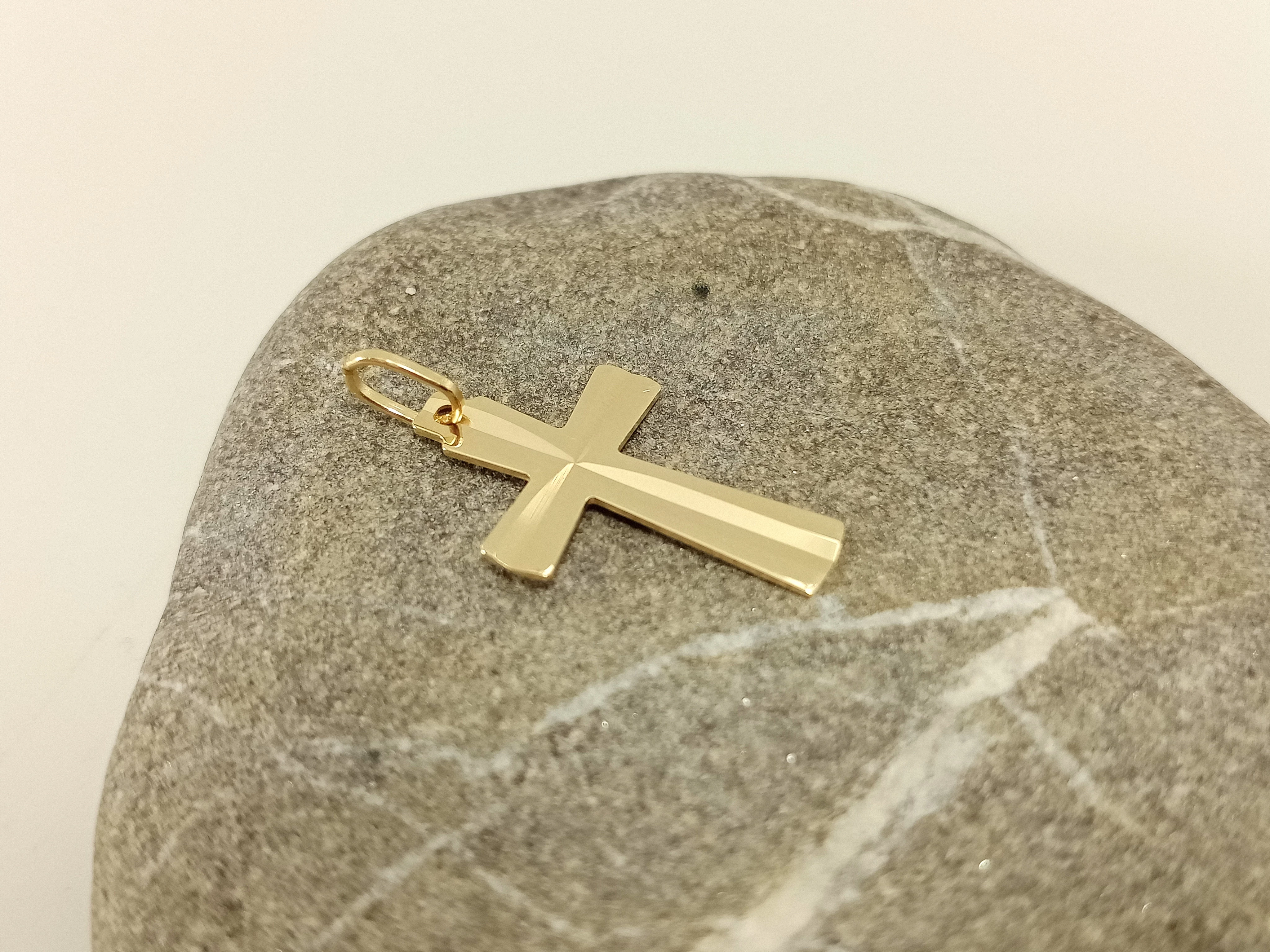 nienoszona-zlota-zawieszka-krzyzyk-585-081g-kamien-17088-524288