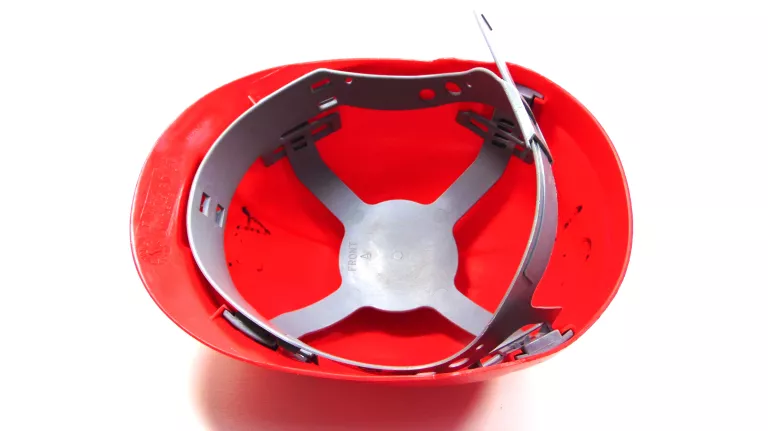 KASK BUDOWLANY CZERWONY