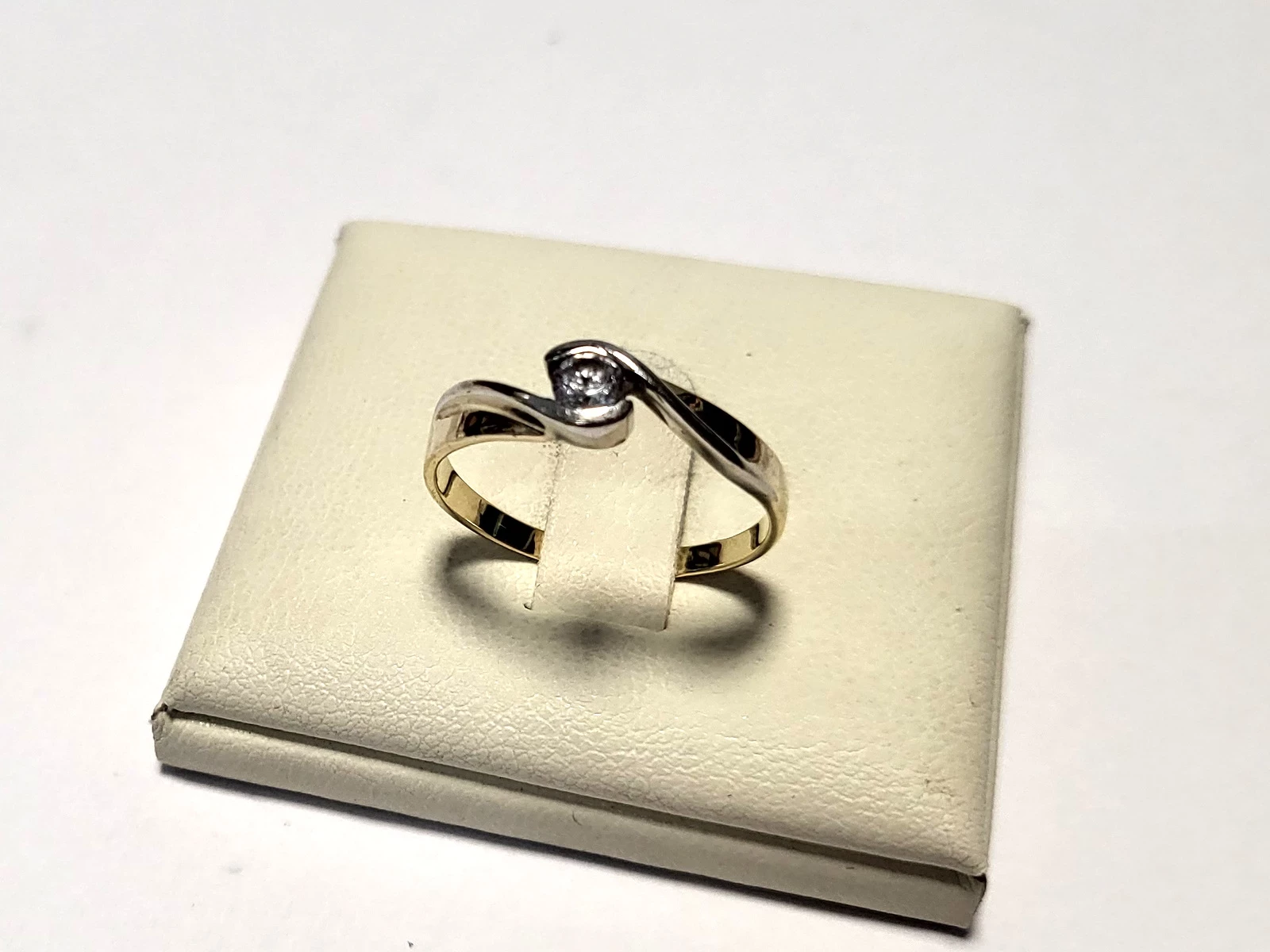 piekny-pierscionek-r14-585-187g-marka-226434-515449