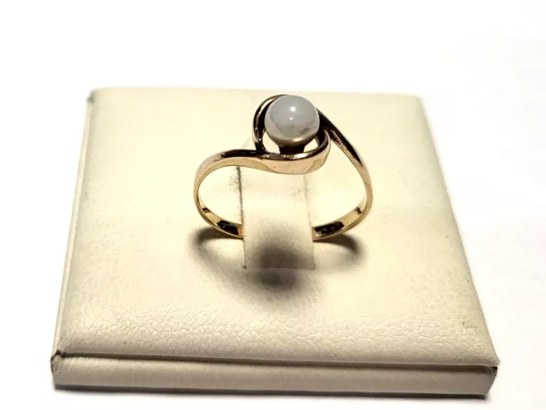 piekny-pierscionek-18g-585-r14-bydgoska-1a-pila