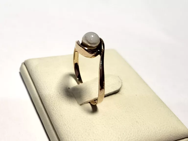 piekny-pierscionek-18g-585-r14-marka-inna-marka