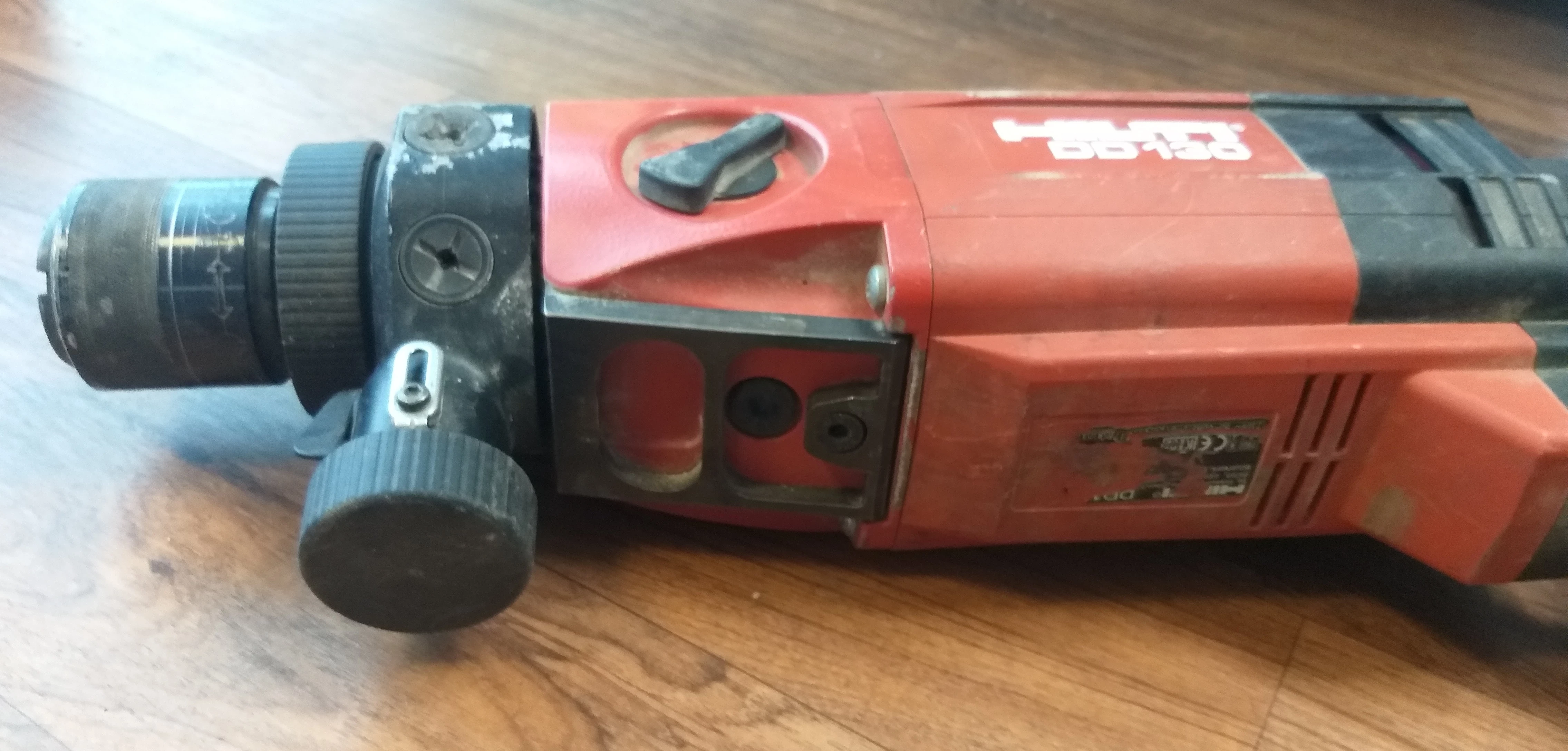 wiertnica-hilti-dd130-walizka-marka-hilti