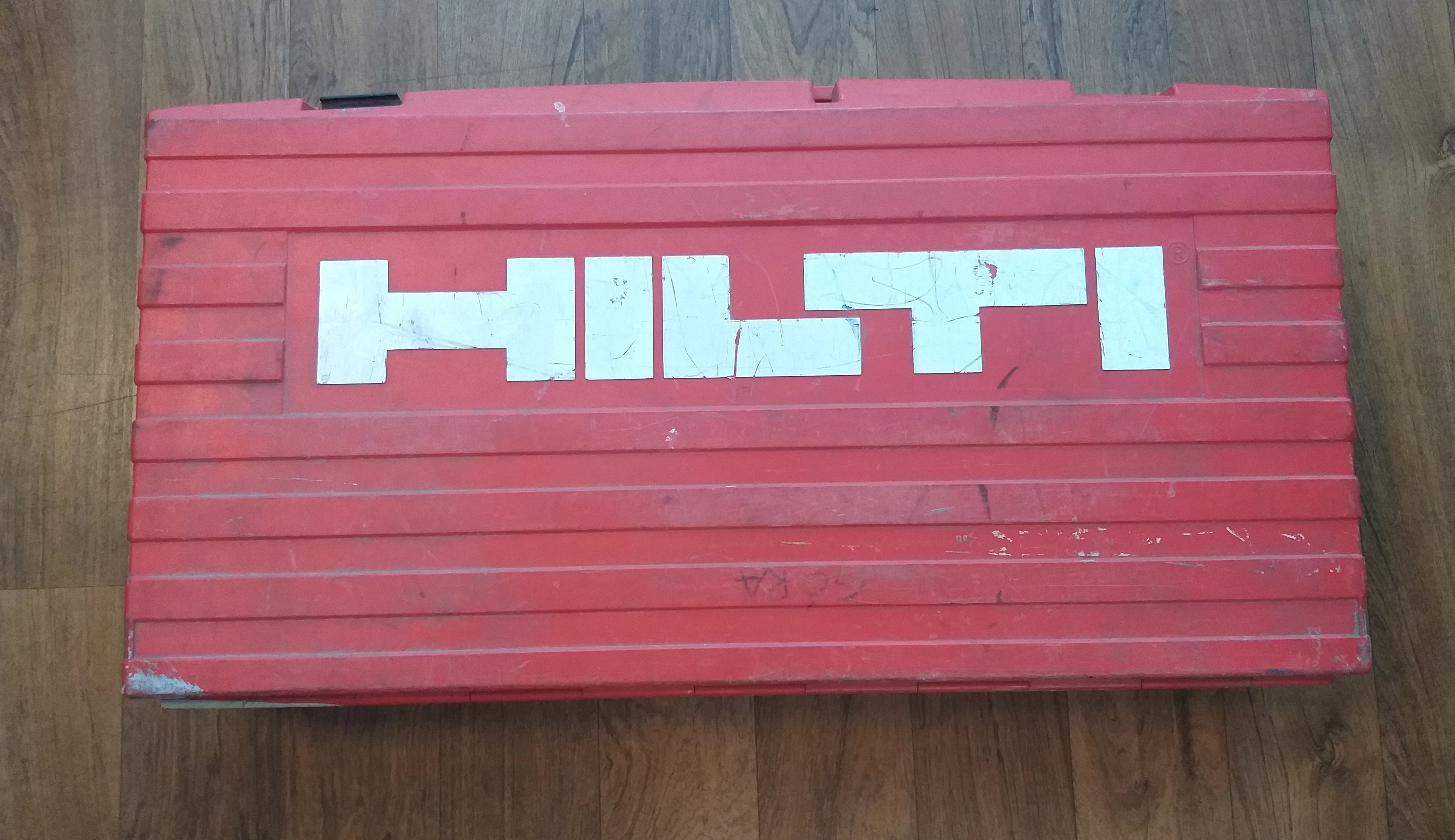 wiertnica-hilti-dd130-walizka-stan-uzywany