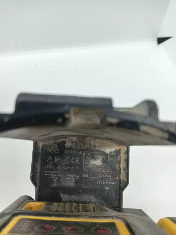 AKUMULATOROWY LASER KRZYŻOWY DEWALT DCE089R