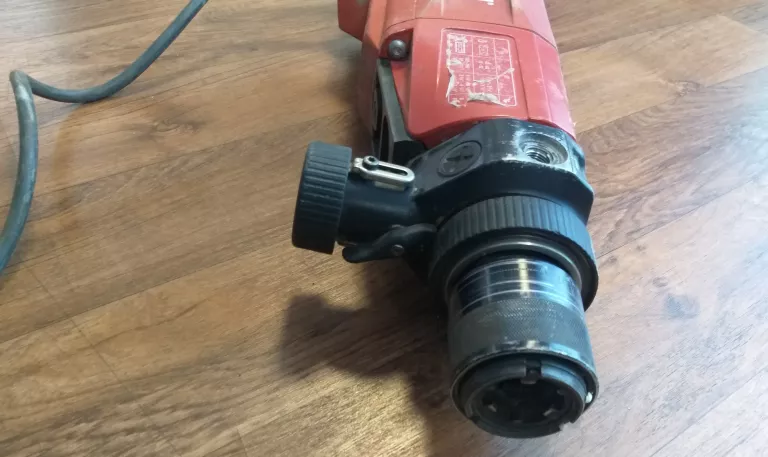 wiertnica-hilti-dd130-walizka-stan-uzywany