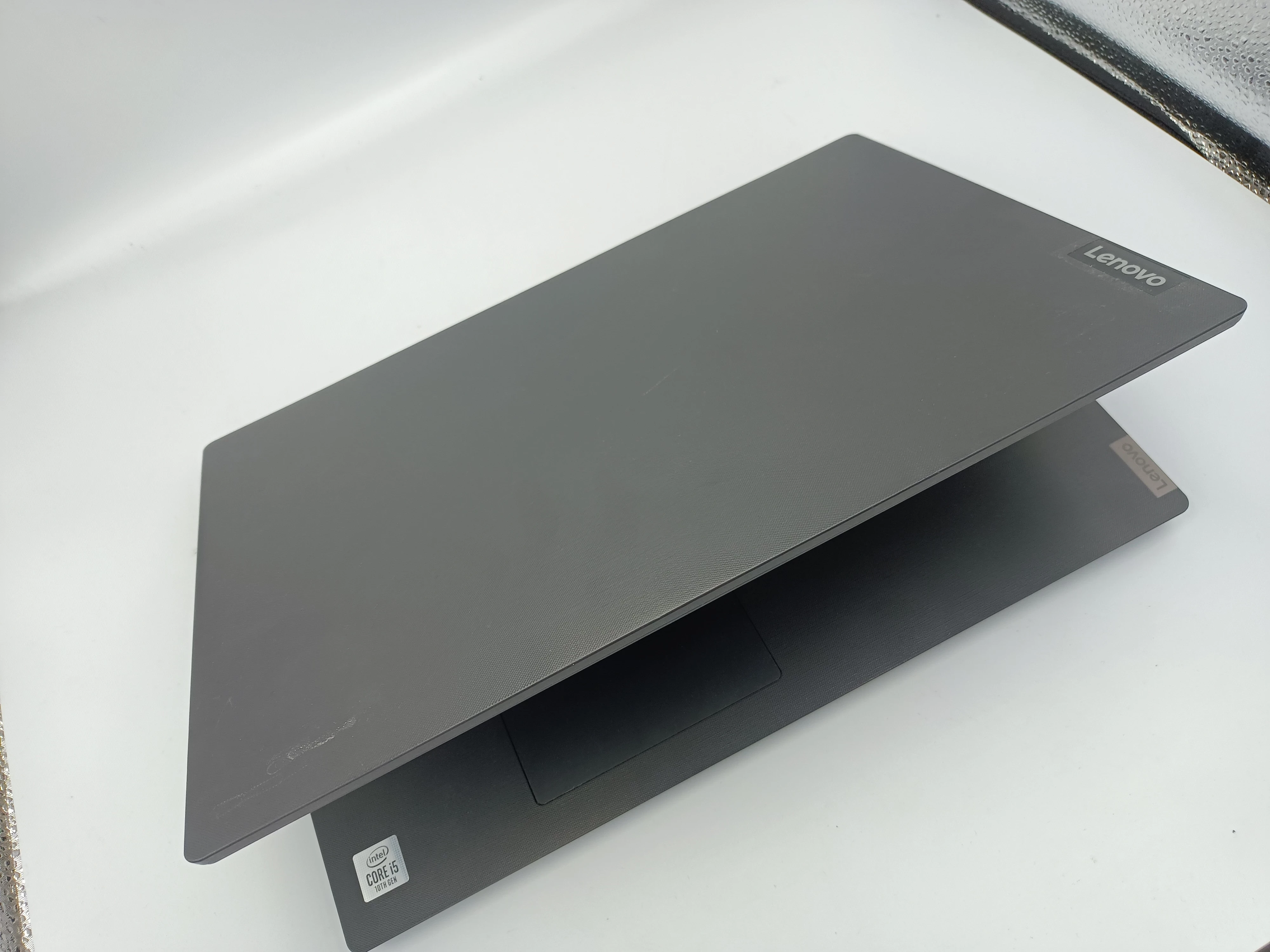 laptop-lenovo-v15-iil-i5-8-gb-256-gb-win-11-pro-rozdzielczosc-px-1920-x-1080