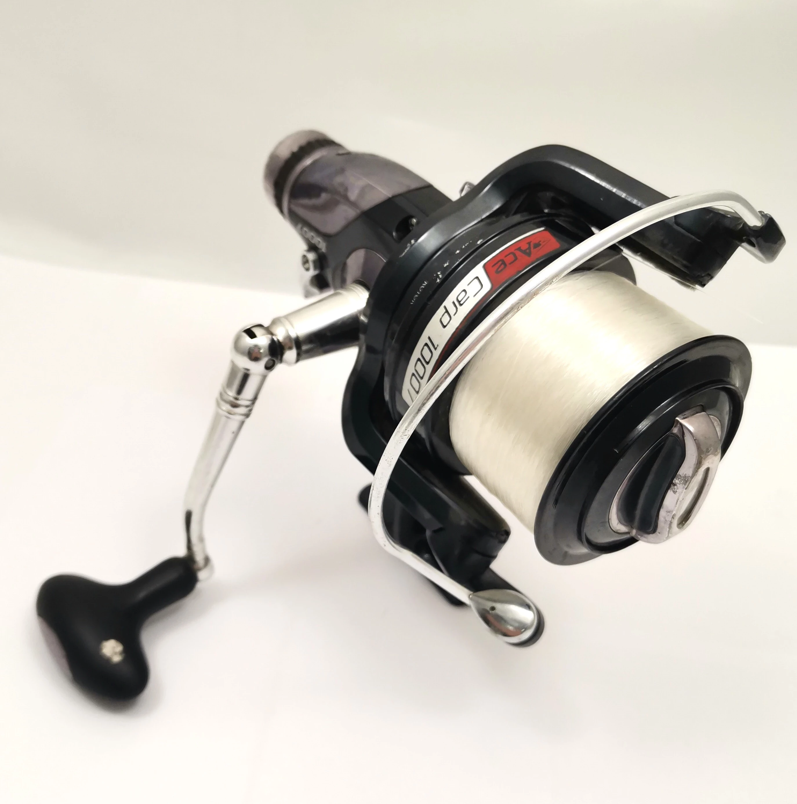 kolowrotek-mikado-balanced-ace-carp-10007-srebrny-stan-uzywany