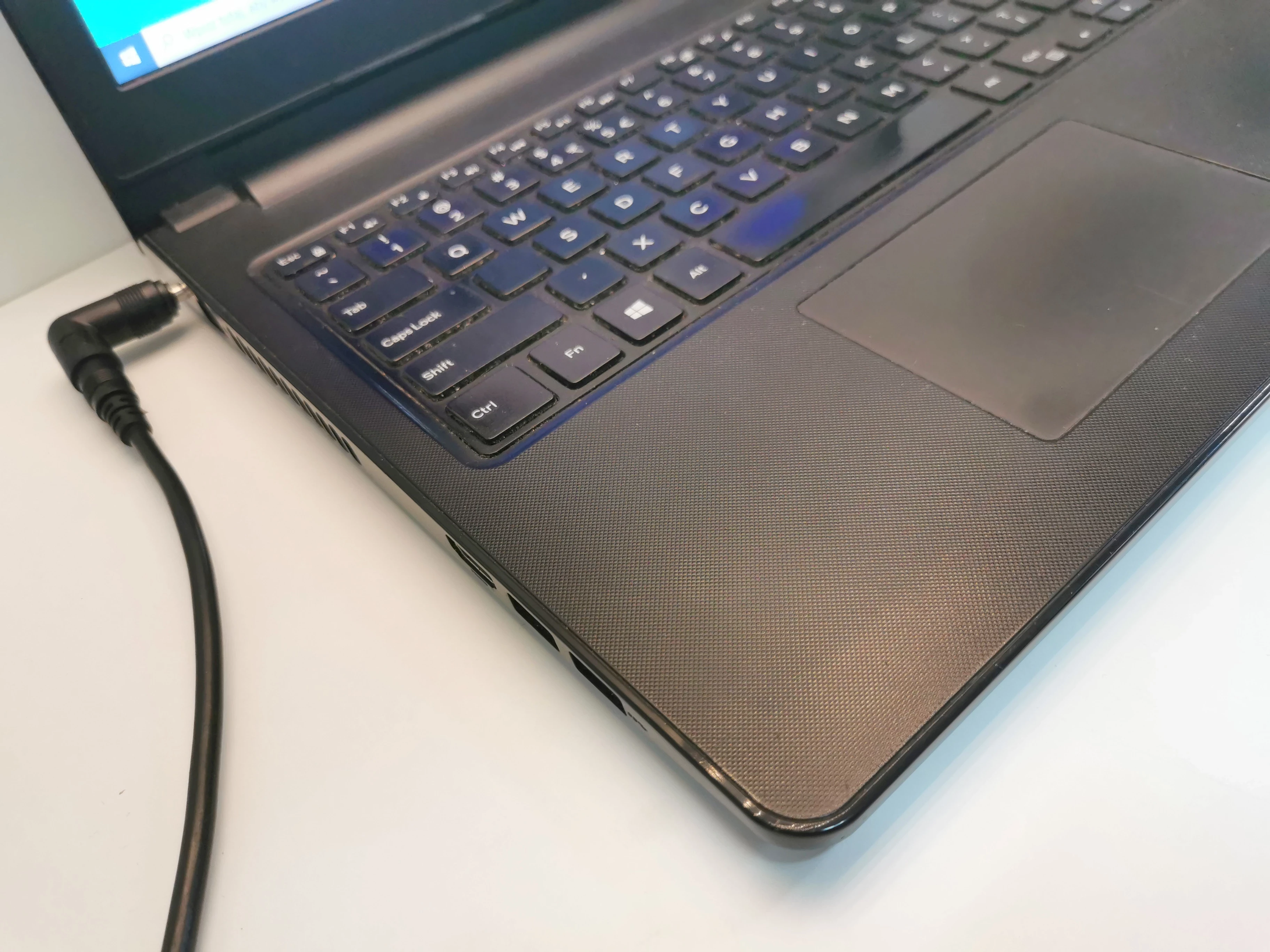 laptop-dell-inspirion-15-1tbintel-core-win10-kod-producenta-inspirion-15