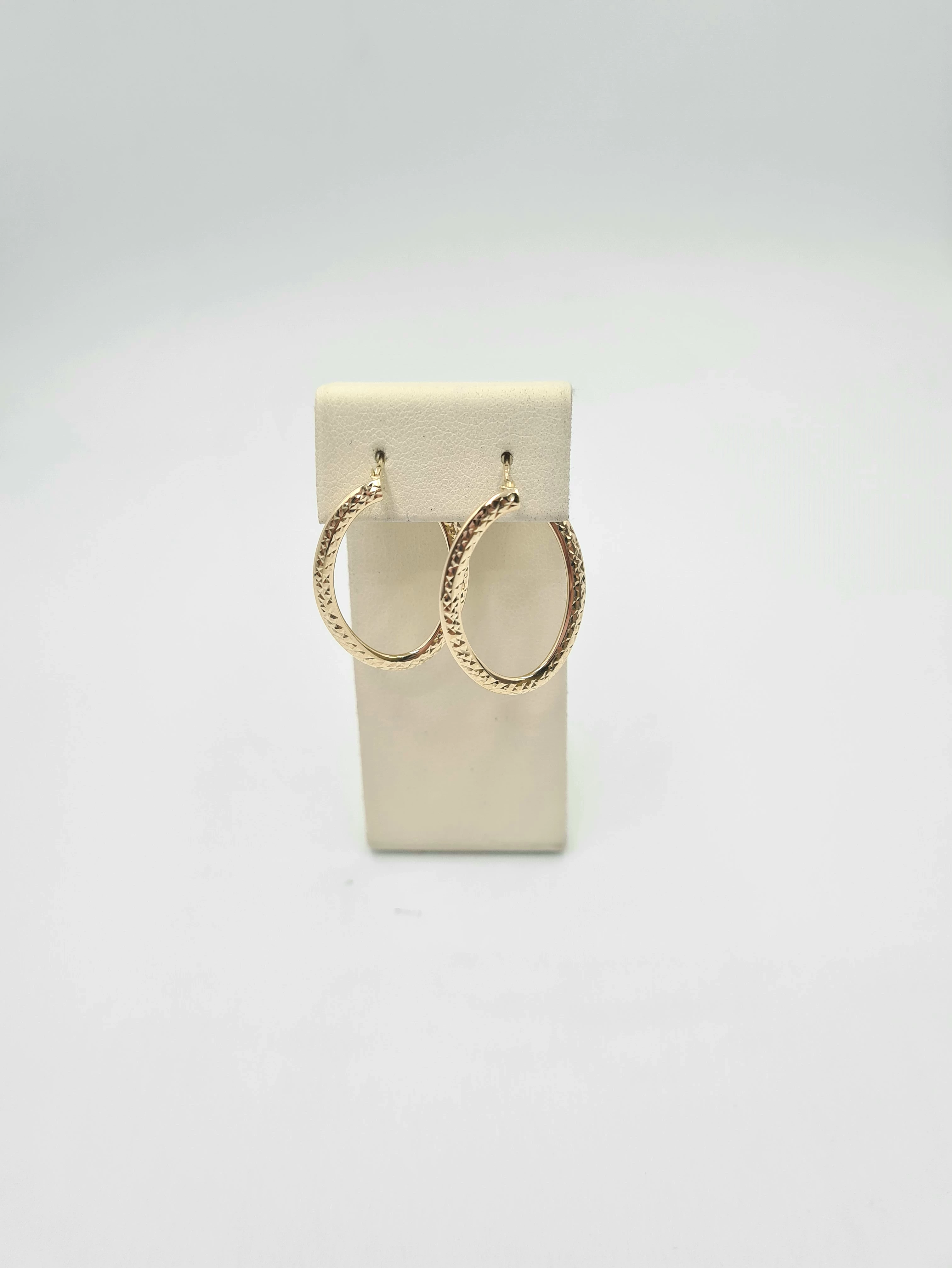 zlote-kolczyki-kola-material-zloto