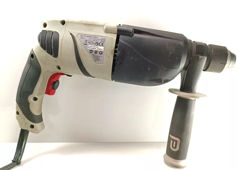 MŁOTOWIERTARKA PERFORMANCE PRH710A WALIZKA