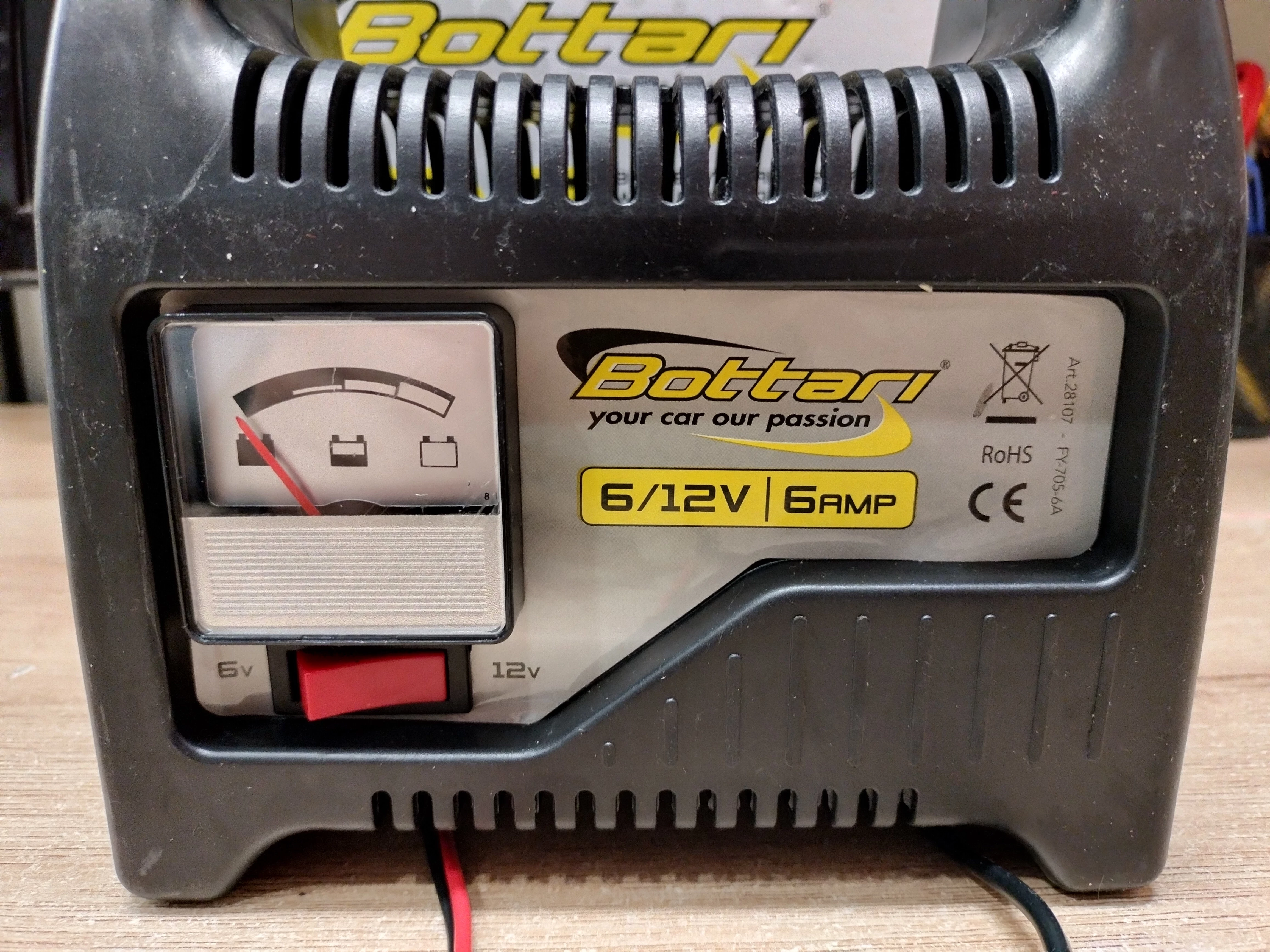 prostownik-bottari-612v-6a-ean-gtin-8052194281071