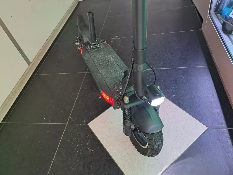 HULAJNOGA ELEKTRYCZNA JOYOR Y6-S