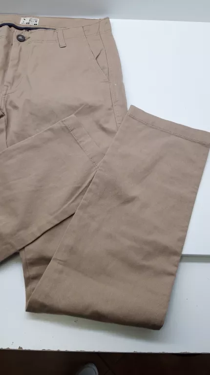 spodnie-meskie-cubus-chinosy-r31-stan-uzywany