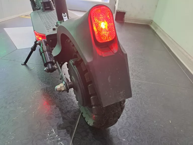 HULAJNOGA ELEKTRYCZNA JOYOR Y6-S
