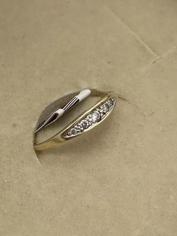 pierscionek-proba-585-waga-155g-rozmiar-14-stan-uzywany