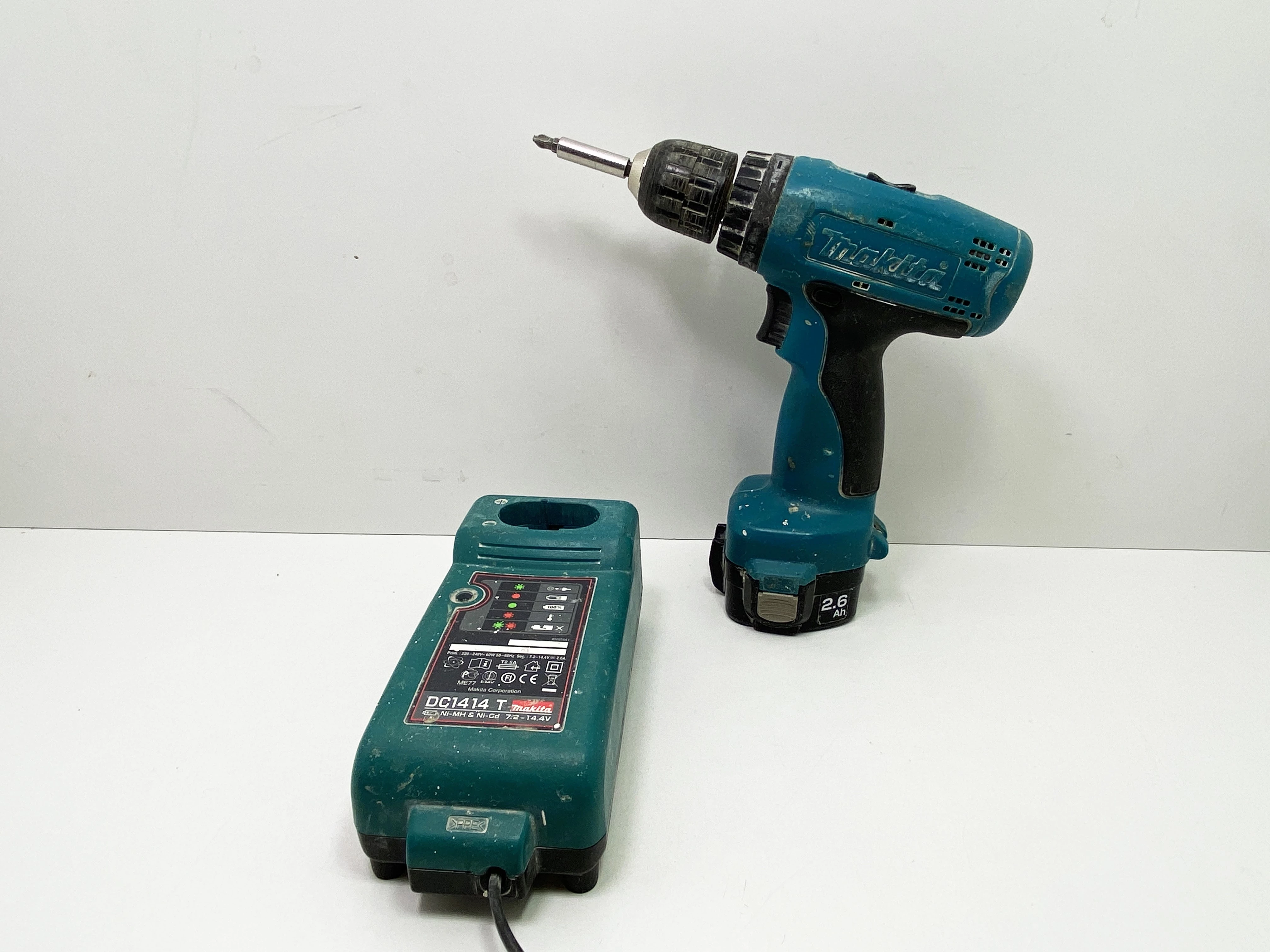 wkretarka-makita-6270d-ladowarka-hubska-82-wroclaw