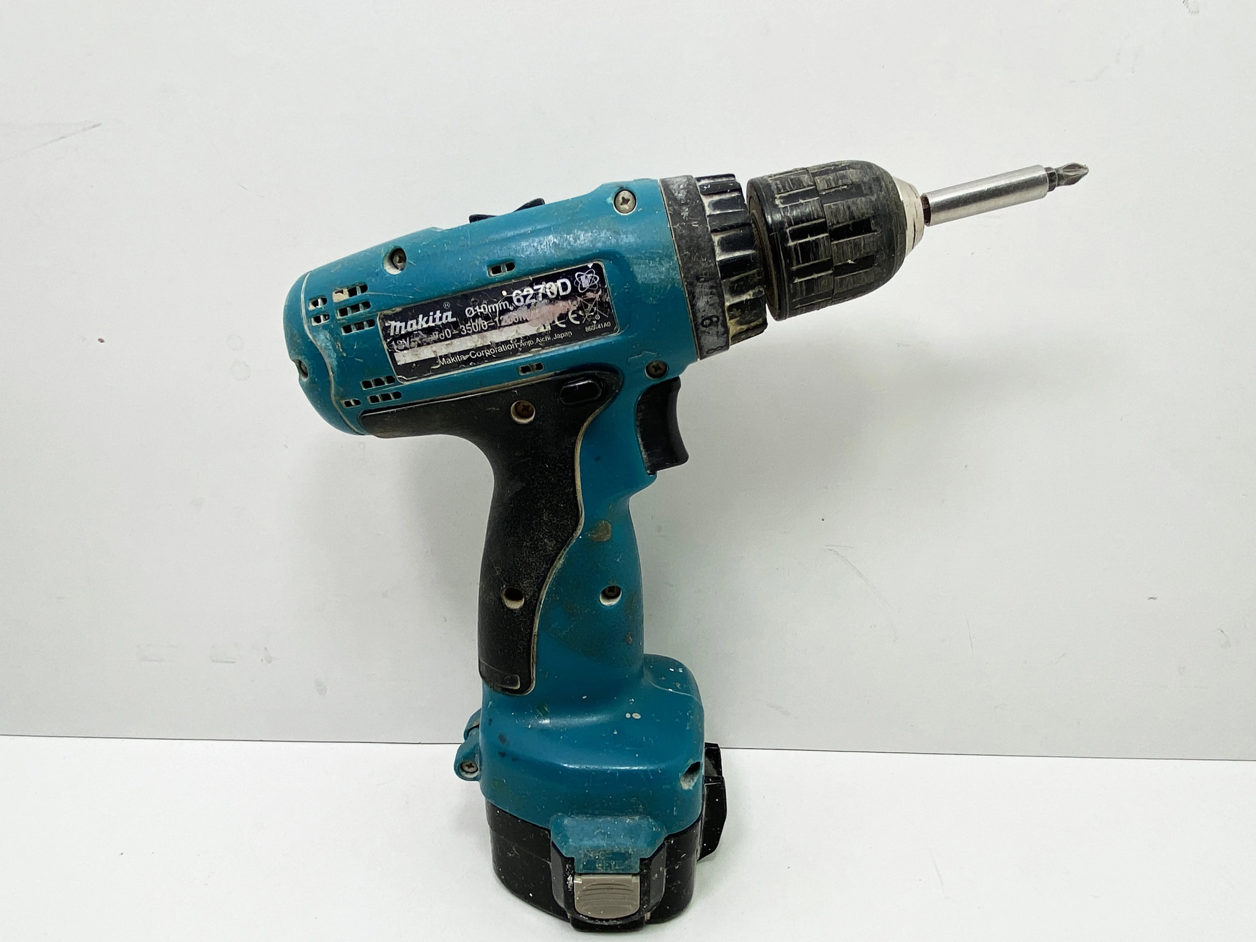 wkretarka-makita-6270d-ladowarka-ean-gtin-088381057295