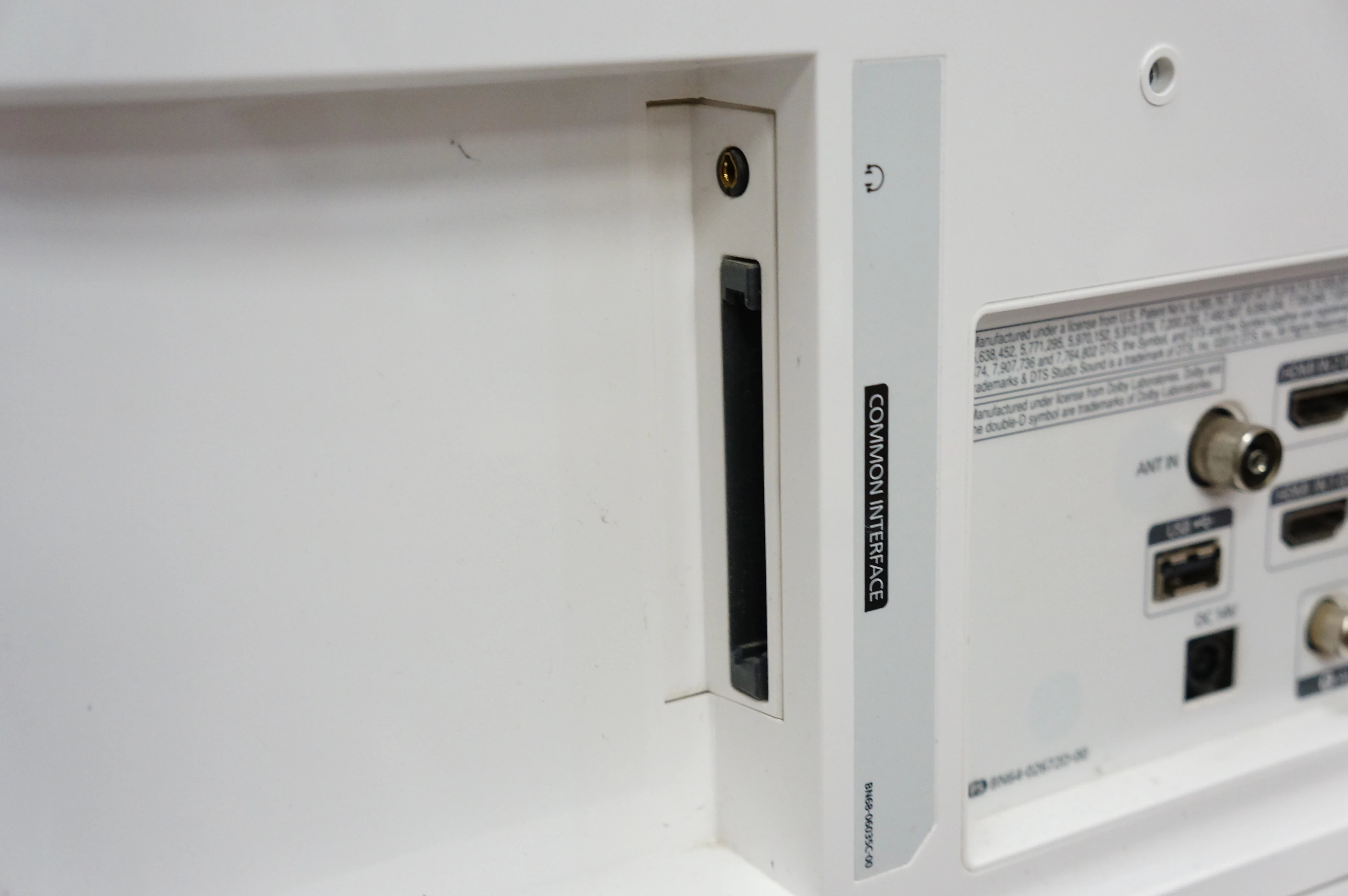 monitor-samsung-24-t24d391ew-z-funkcja-tv-model-t24d391ew